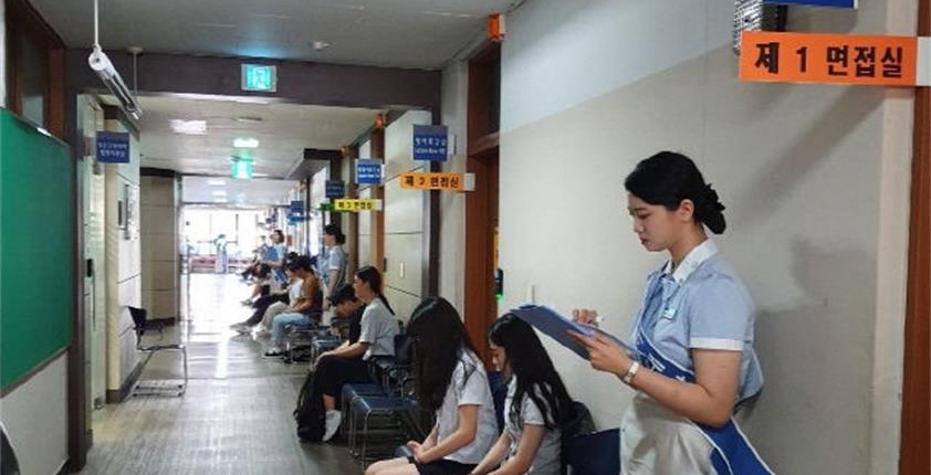  韩国留学生在韩国难就业？