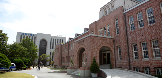 韩国东亚大学石堂博物馆外观