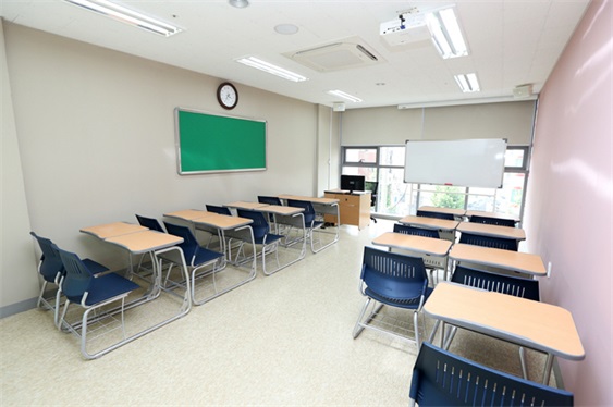 韩国东亚大学语学堂教室
