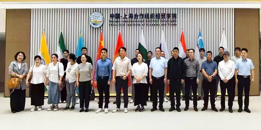 韩国延世大学国际交流院院长一行今日抵达青岛